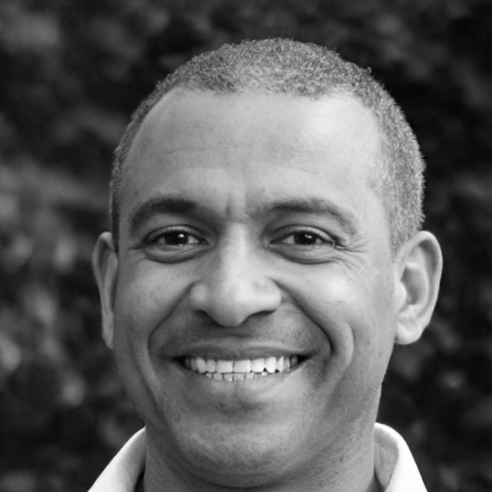 Carlos Mendoza, Director Académico